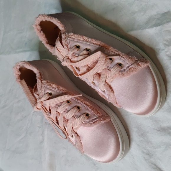 200 CAPE ROBBIN DOLLY - Picture 2 of 9